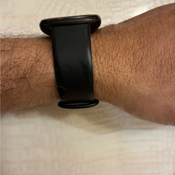 Fitbit Smart Fitness Watch with Black Band - Picture 8 of 9